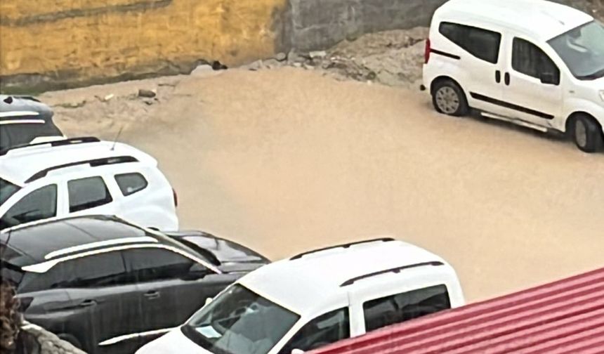 Osmaniye de bardaktan boşalırcasına bereket yağıyor