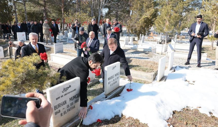 1992 Erzincan Depremi'nin 34. yılında deprem şehitleri anıldı
