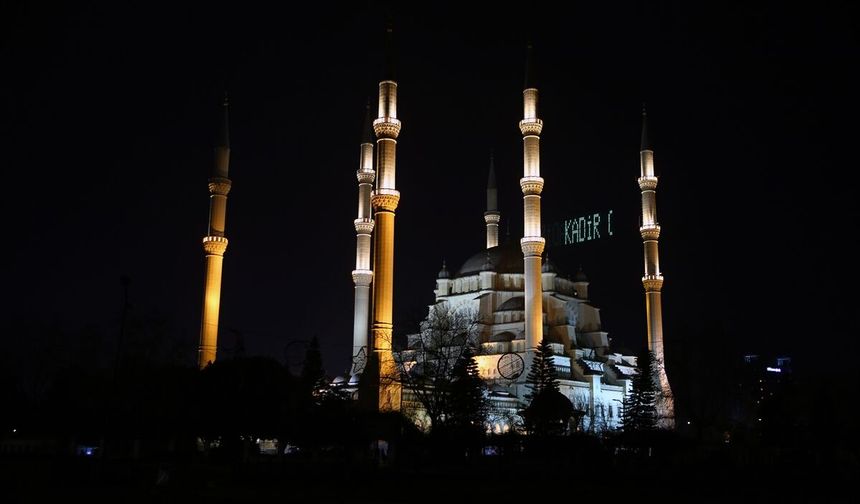 Adana, Mersin, Hatay ve Osmaniye'de Kadir Gecesi idrak edildi