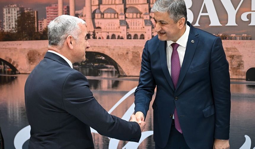 Adana ve Osmaniye'de bayramlaşma programı düzenlendi