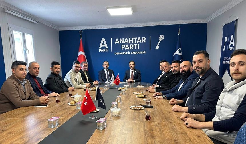 Anahtar Parti İl Başkanlığı’nda İş Dünyası Buluşması