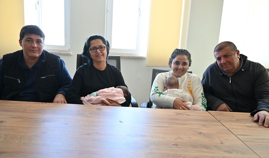 Antalya'da devlet korumasındaki 10 çocuk koruyucu aileleriyle buluştu