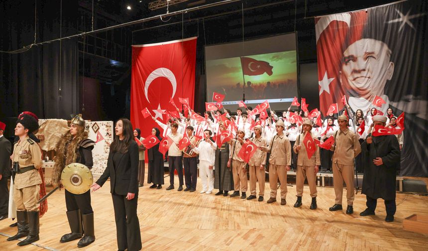 Antalya'da İstiklal Marşı'nın kabulünün yıldönümü kutlandı