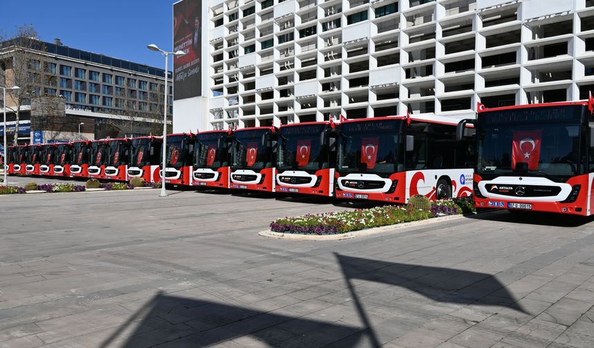 Antalya'da kent içi toplu taşıma için yeni otobüsler hizmete alındı