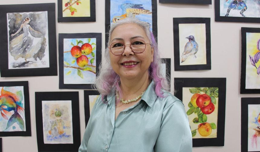 Antalya'da 'Kütüphane Haftası' dolayısıyla karma resim sergisi açıldı