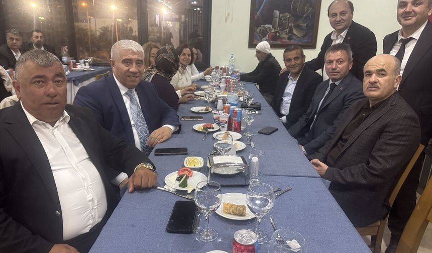 Antalya'daki Çorumlu İş İnsanları iftarda bir araya geldi