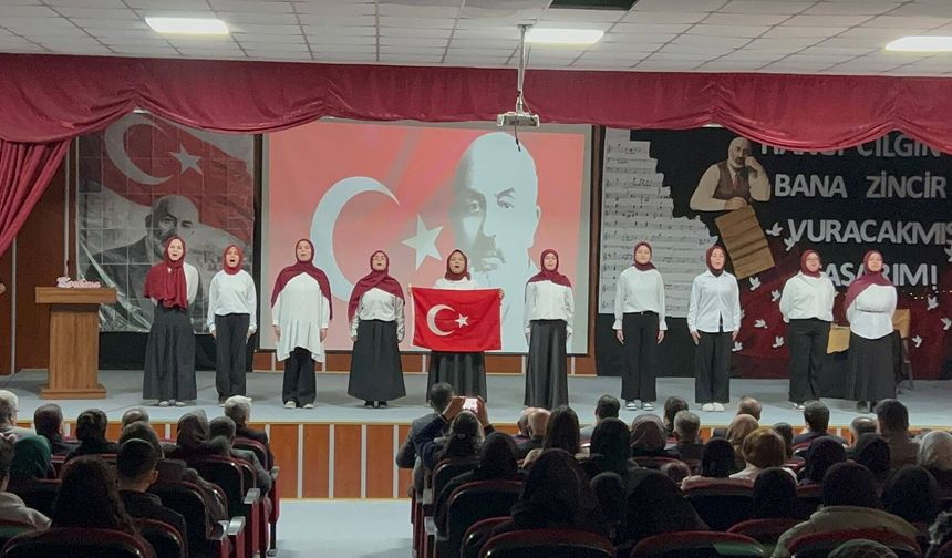 Bahçe’de İstiklal Marşı’nın 105. Yılı Kutlandı