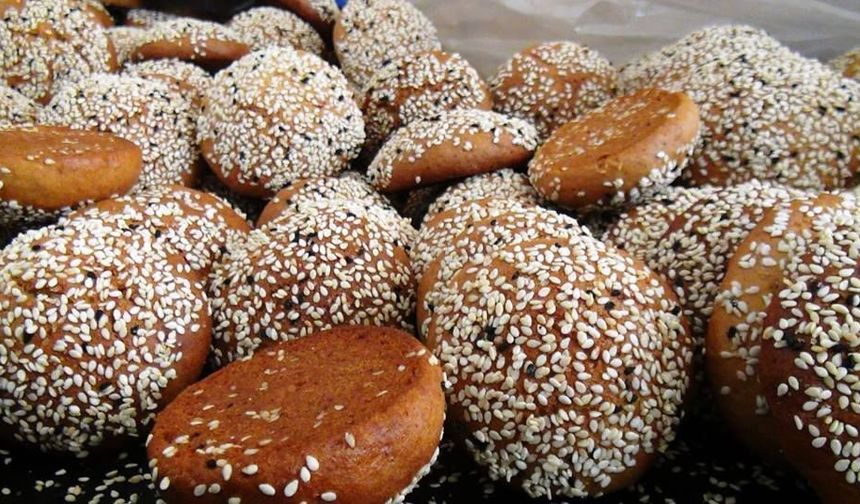 7 TÜRLÜ BAHARATIN KOKUSU SOKAKLARA TAŞTI