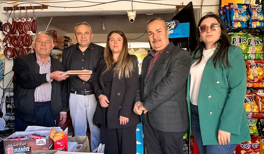 Bozyazı ilçesinde öğrenciler, ihtiyaç sahiplerinin bakkallara olan borcunu ödedi