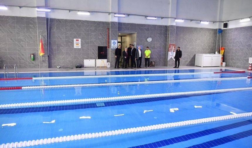 Büyükkılıç ve Boyraz, Talas Mevlana Sosyal Yaşam Merkezi'ni ziyaret etti