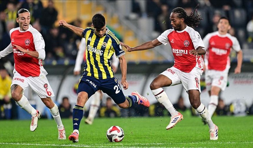 Süper Lig’de Kritik Maç! Fatih Karagümrük Fenerbahçe’yi Ağırlıyor