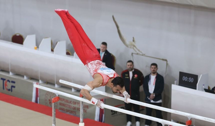 Ferhat Arıcan, Artistik Cimnastik Dünya Kupası'nın Türkiye ayağında bronz madalya kazandı