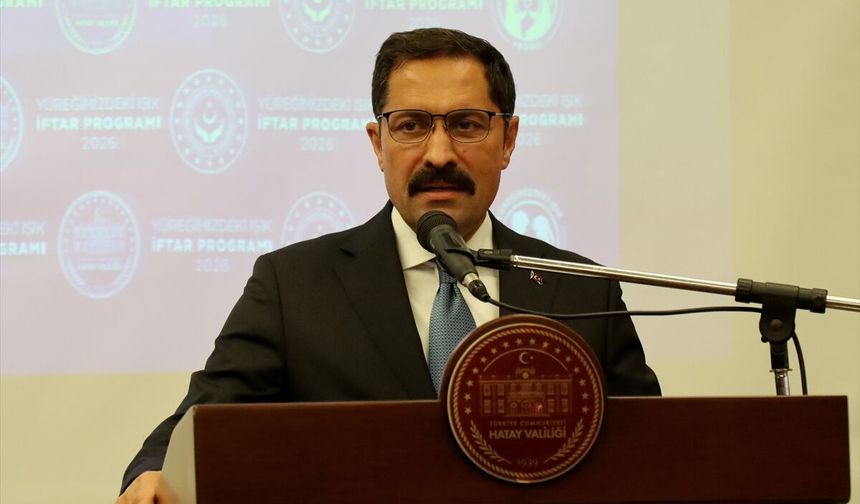 Hatay'da depremlerde öksüz ve yetim kalan çocuklara iftar verildi