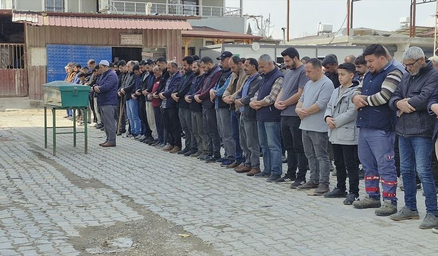 Hatay'da derede boğulan 4 yaşındaki çocuğun cenazesi defnedildi
