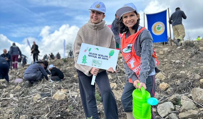 İş Bankası'nın '81 İlde 81 Orman' projesi Antalya ile devam ediyor