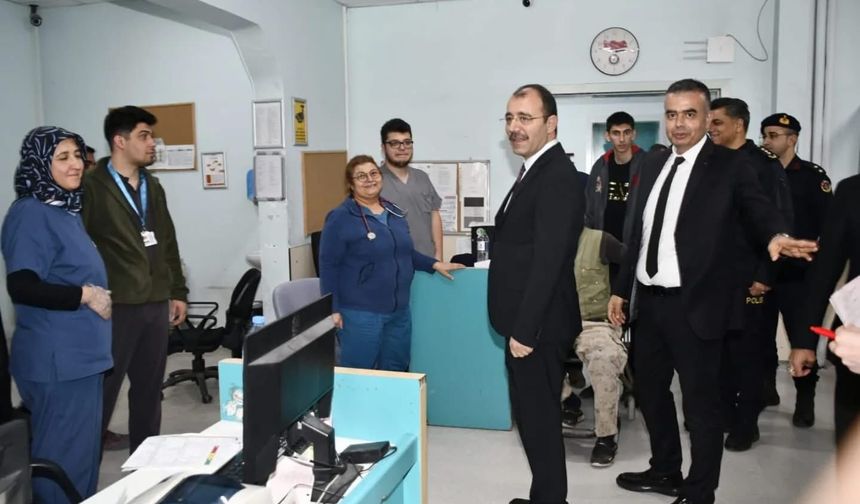 Kaymakam Dolu’dan Hastaneye Bayram Ziyareti