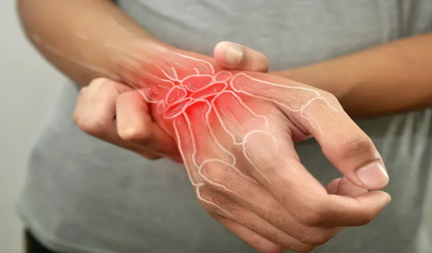 Kemik Ağrısı Neden Olur? Sızlayan Ağrılara Ne İyi Gelir? Tedavi ve Önlem Yöntemleri