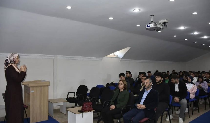 Köyceğiz Meslek Yüksek Okulu'nda 'Ramazan Sohbeti' yapıldı