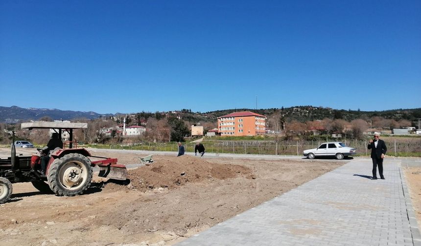 Mehmetli Mesire Alanında Park Çalışmaları Devam Ediyor