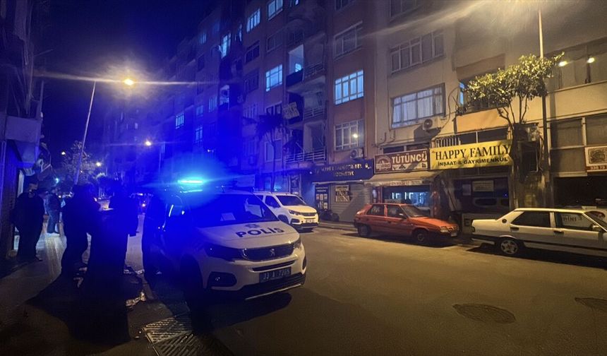 Mersin'de boşanma aşamasındaki eşi tarafından bıçaklanan kadın yaşamını yitirdi