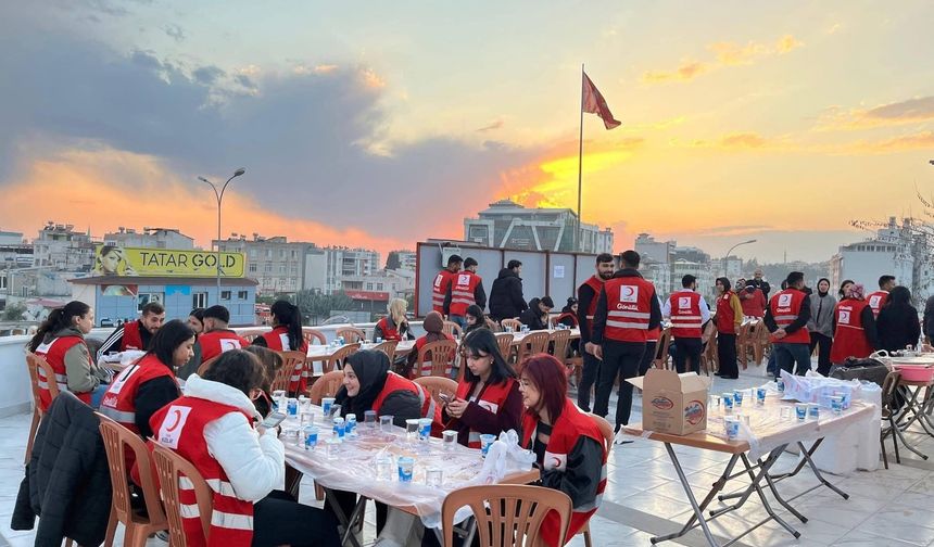 Ramazan’da Kadirli’de Dayanışma Sofrası