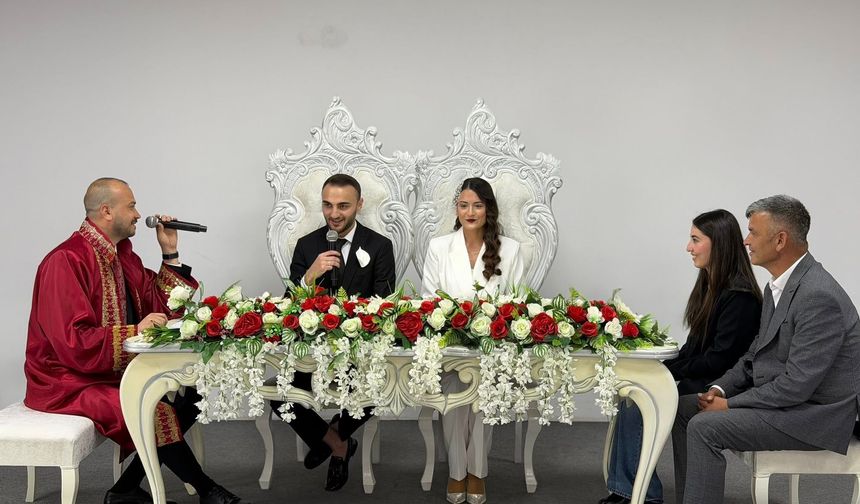 Toprakkale’de Cansu ve Emrah’ın Mutlu Günü