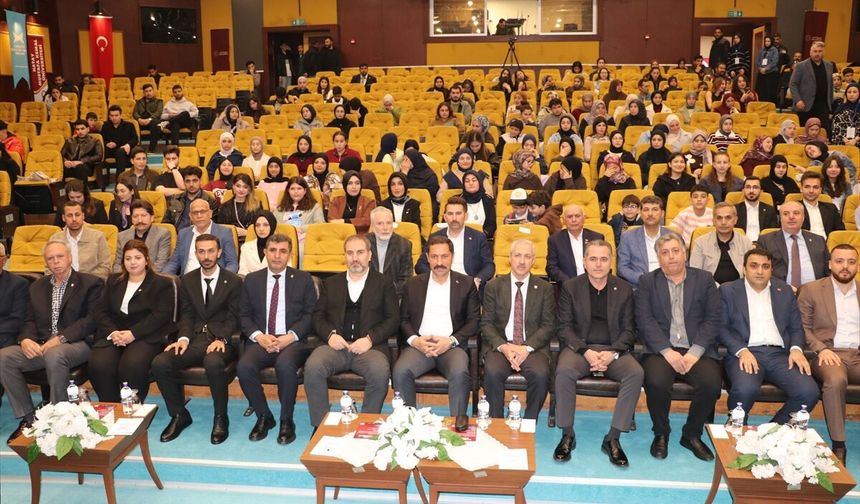 AK Parti Genel Başkan Yardımcısı Şen Hatay'da 'İhtisas Akademi' programında konuştu: