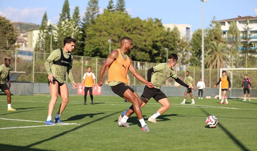 Alanyaspor, Beşiktaş maçının hazırlıklarına başladı