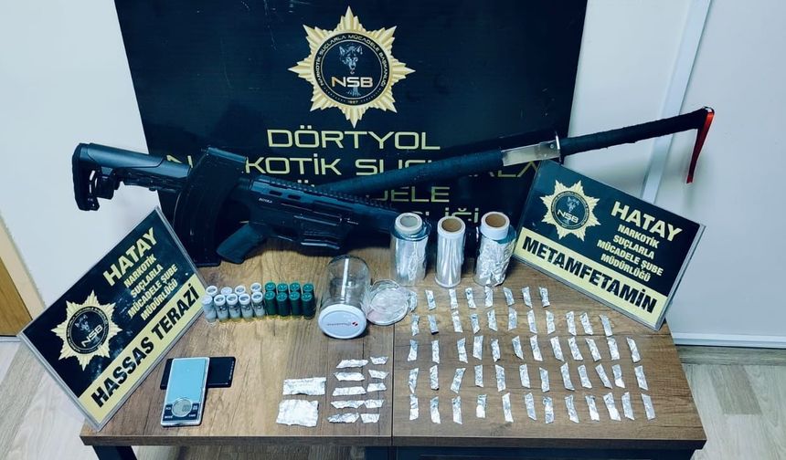 Dörtyol'da uyuşturucu operasyonunda yakalanan 3 zanlı tutuklandı