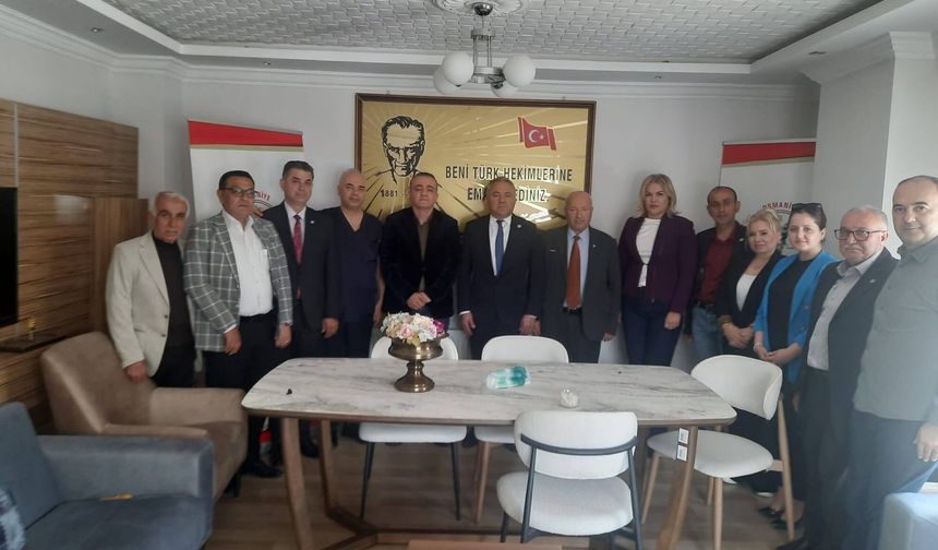 İYİ Parti Osmaniye’den Sağlık Camiasına Ziyaret