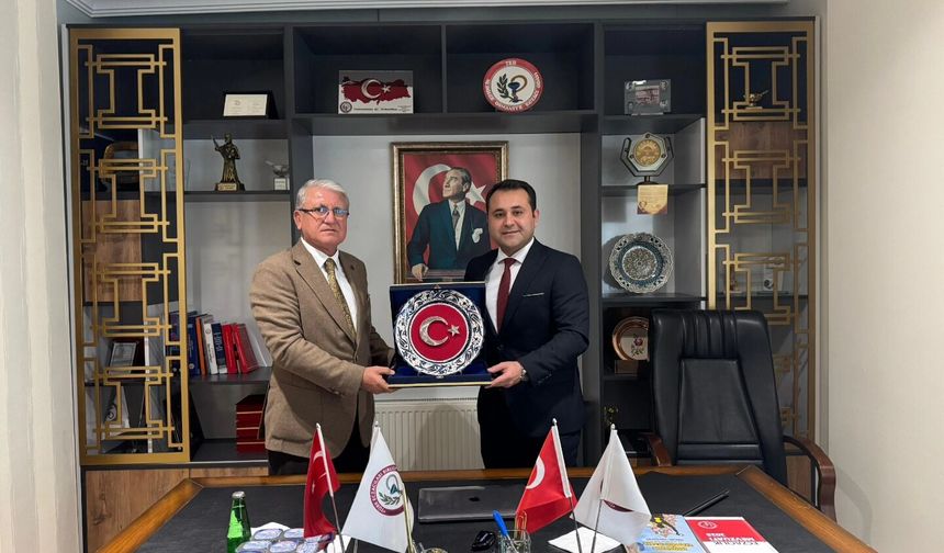 MHP Osmaniye’den Eczacı Odası’na Ziyaret