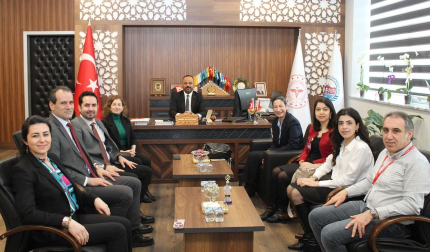 OKÜ’den Başhekim Hakkoymaz’a İş Birliği Ziyareti
