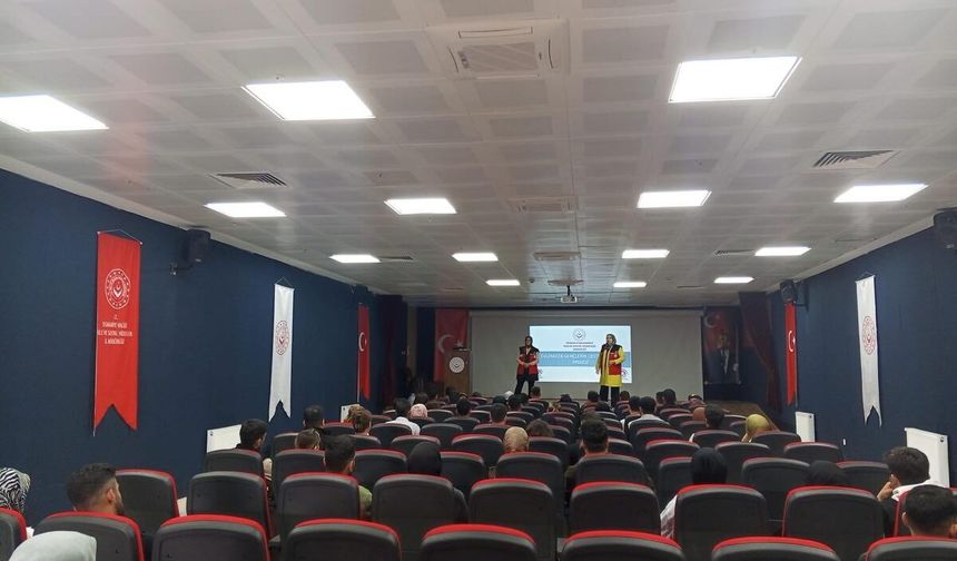 Osmaniye’de Evlenecek Çiftlere Eğitim