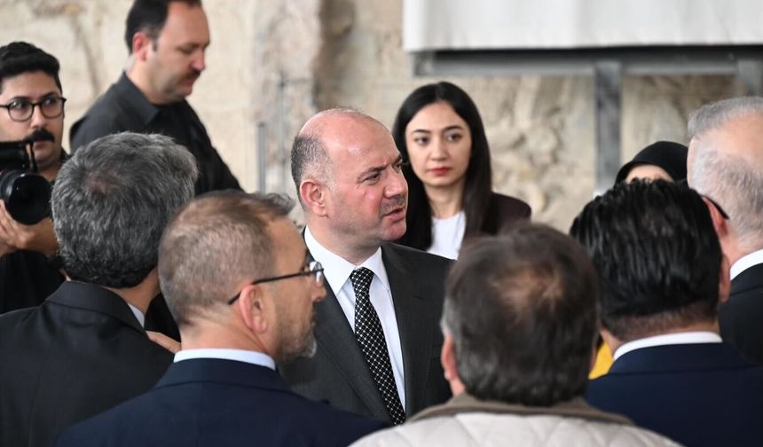 Vali Serdengeçti’den Kadirli’de Yoğun Mesai: Tarihi ve Kurumsal Ziyaretler