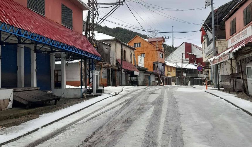 Zorkun Yaylası’nda Bahar Yerine Kış Manzarası
