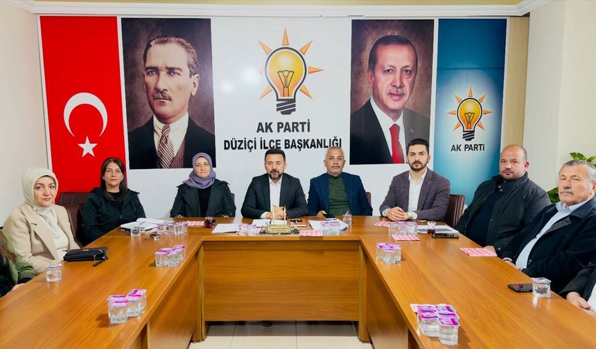 AK Parti Düziçi Teşkilatı Haftalık Toplantıda Bir Araya Geldi