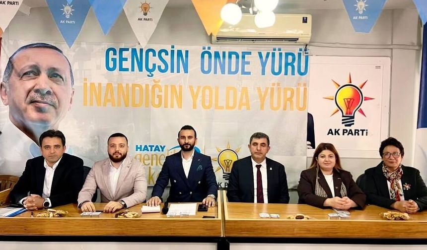 Erzin AK Parti’de Gelecek Vizyonu Toplantısı Yapıldı