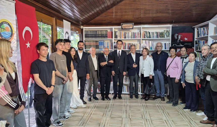 Erzin Atatürk Parkı’nda Nuri Ulusu Kütüphanesi Açıldı