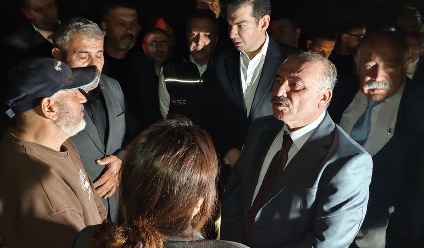 GÜNCELLEME 3 - Çorum'da hortum meydana geldi