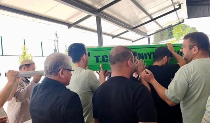 Kadir Öksüz Son Yolculuğuna Uğurlandı