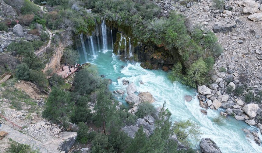 Mut’un Doğal Güzelliği Yerköprü Şelalesi