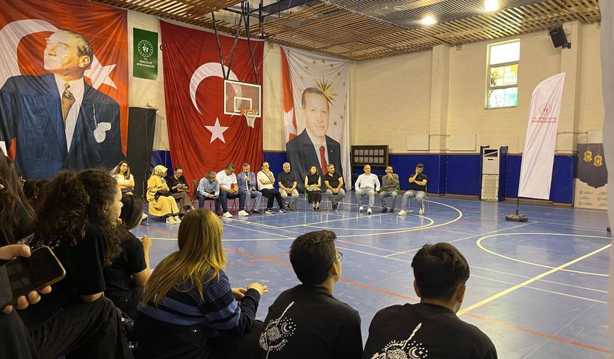 Osmaniye’de Zihinler Yarışıyor: Münazara İl Finali Başladı
