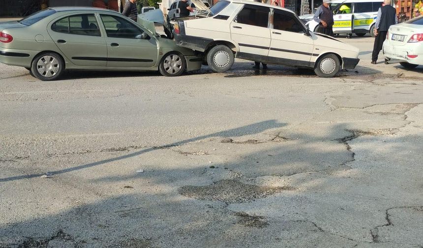 Osmaniye’de Kamil Kara Bulvarı’nda Kaza