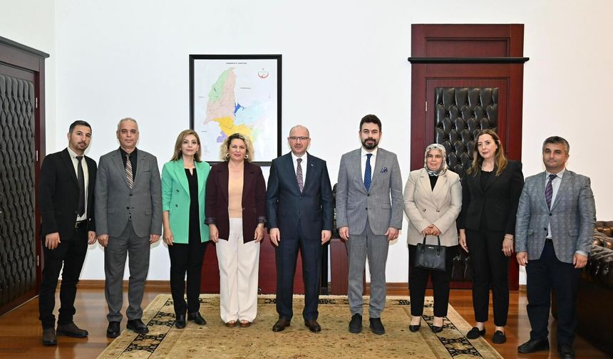 Vali Serdengeçti Müzeler Haftası Kapsamında Heyeti Ağırladı