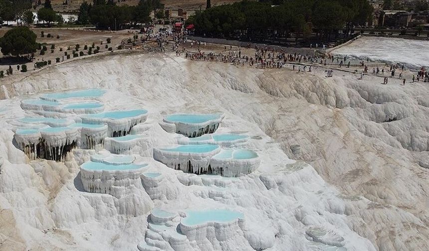 Pamukkale Travertenleri Nerede? UNESCO Dünya Mirası Olan Doğal Güzellik