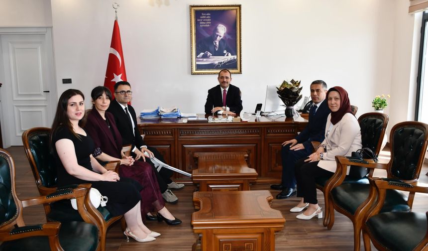 SGK Heyetinden Kadirli Kaymakamlığı’na Ziyaret