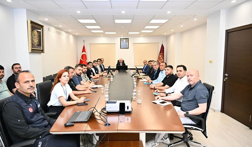 Osmaniye’de TOKİ Deprem Konutları İçin Koordinasyon Toplantısı Yapıldı
