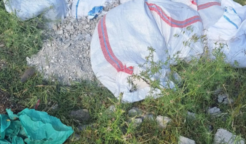 Toprakkale’de Boş Alana Moloz Döküldü: Vatandaşlar Tepki Gösterdi
