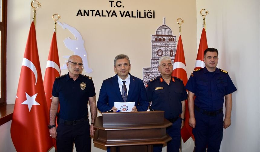 Antalya'da 'İl Asayiş ve Güvenlik Bilgilendirme Toplantısı' yapıldı