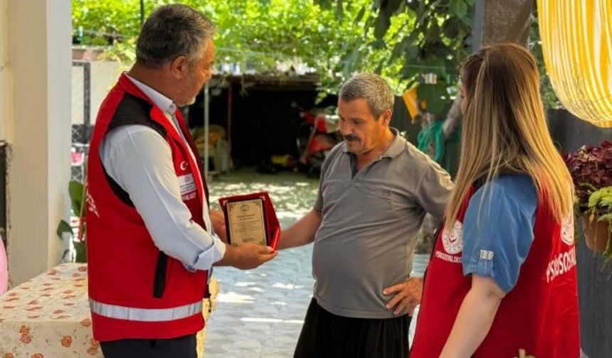 Şehit Polis Osman Budak’ın Babası İsmet Budak’a Babalar Günü Ziyareti